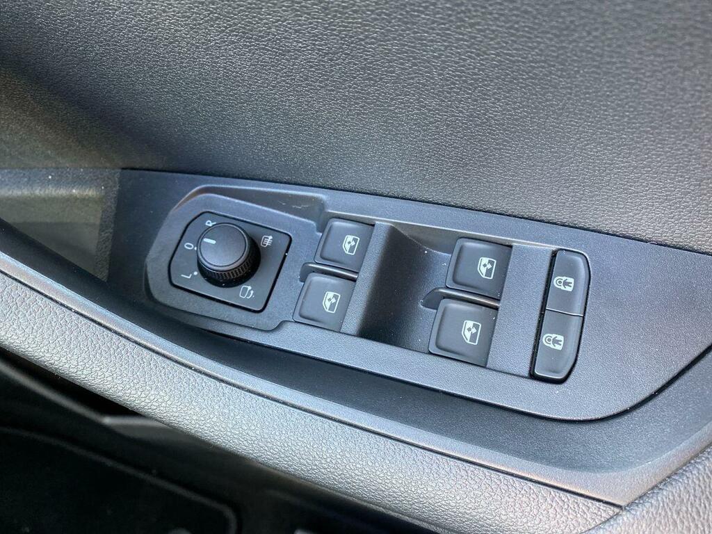 Skoda Karoq Sportline Edition Grey #34