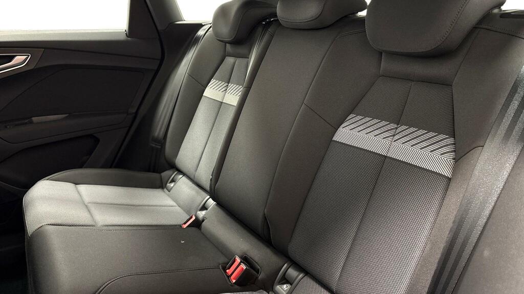 Audi Q4 E Tron 220Kw 50 Quattro 82.77Kwh Vorsprung Black #7