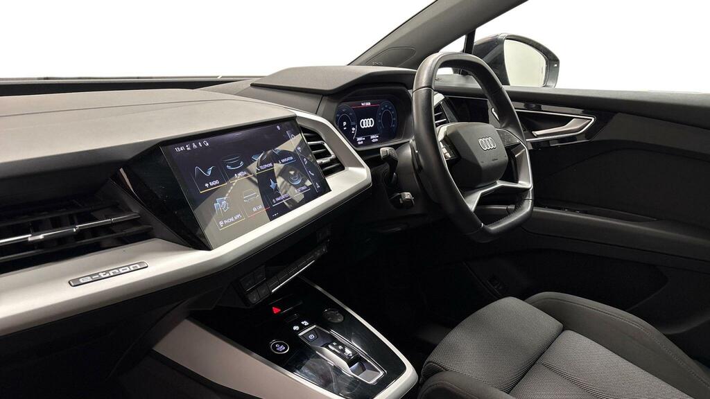 Audi Q4 E Tron 35 Sport Suv 55Kwh 170 Ps #4