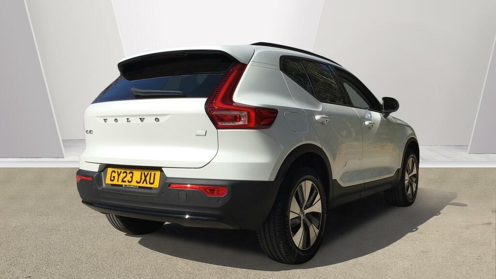 Volvo XC40 Recharge Plus T4 Plug-in Hybrid Dark Blond GY23JXU White #3