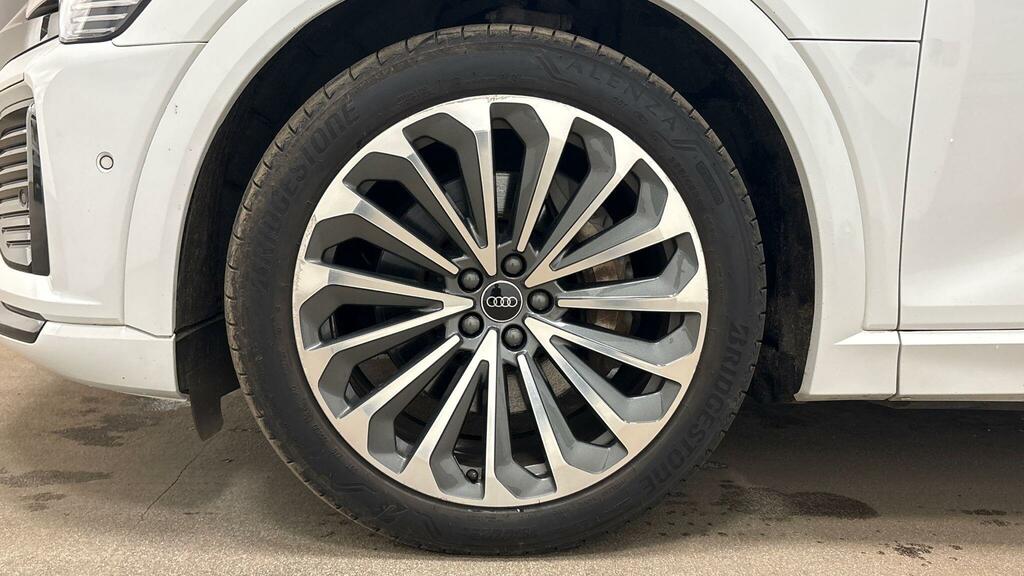 Audi Q8 e tron 55 S Line Sportback Quattro 114K White #5