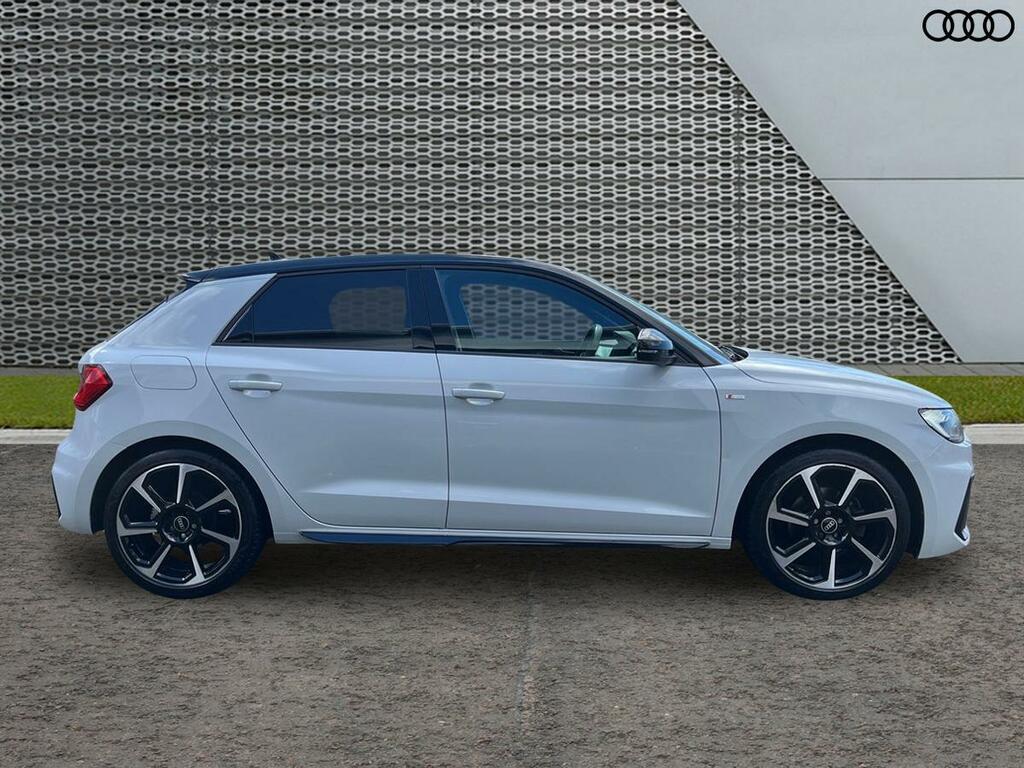 Audi A1 1.5 Tfsi 35 Black Edition Sportback S Tronic Euro White #5