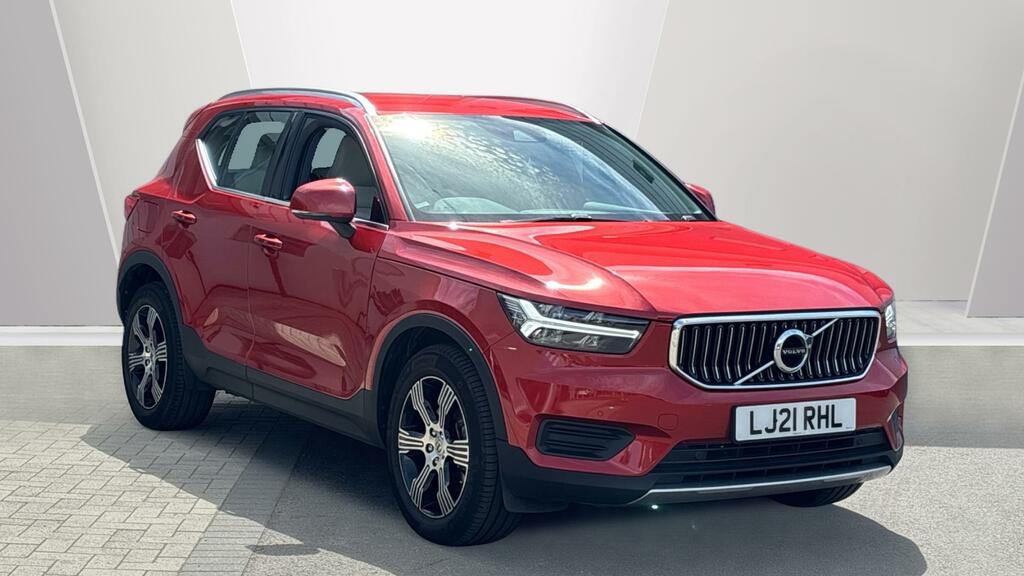 Volvo XC40 Inscription B4 Awd Mild Hybrid Red
