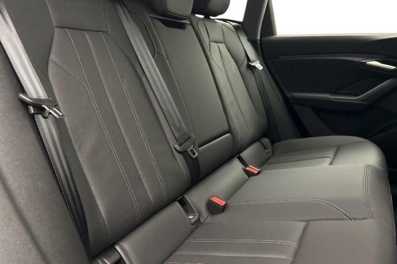 Audi Q6 E-Tron Audi Q6 E-tron Sportback Speci 285Kw Quattro 100Kw Grey #9