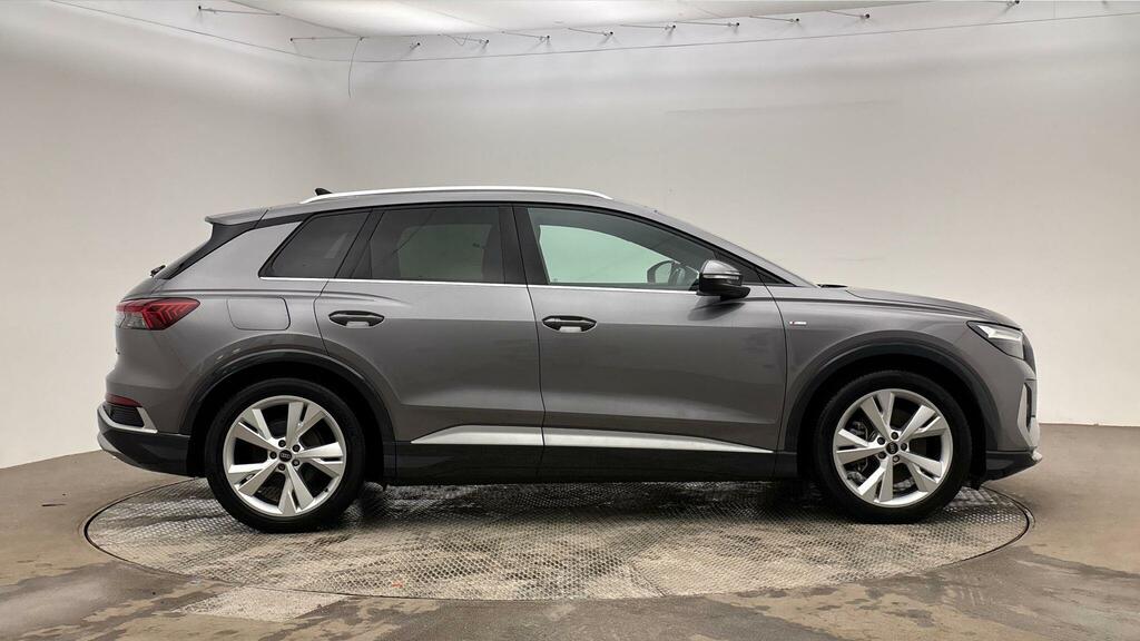 Audi Q4 E Tron 40 S Line Suv 82Kwh 204 Ps Grey #3