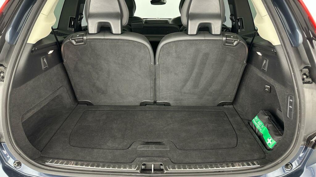 Volvo XC90 2.0 T8 18.8Kwh Ultra Bright Suv Plug-in Blue #5