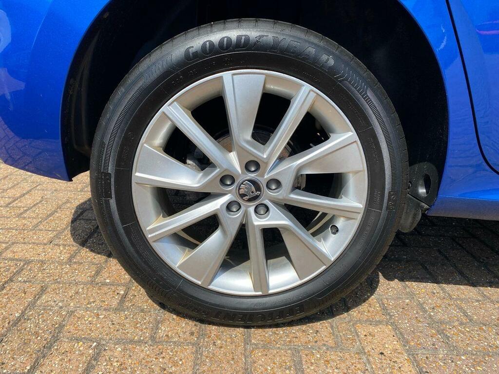 Skoda Kamiq 1.5 Tsi Act Se Drive Dsg Euro 6 Ss SD23JXW Blue #6