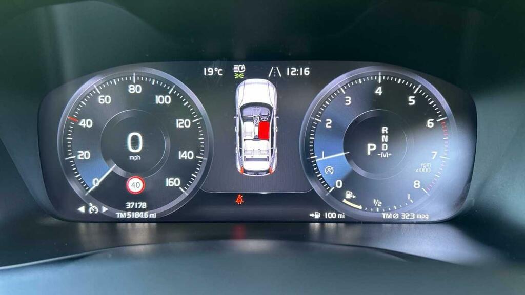Volvo XC40 1.5 T3 163 R Design Geartronic Black #30