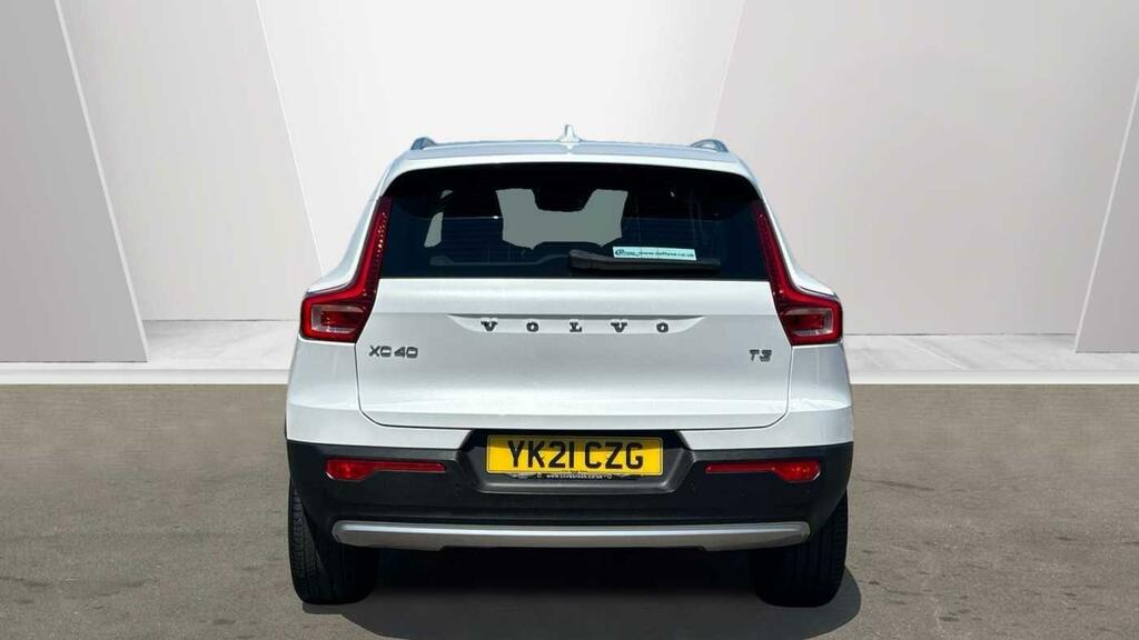 Volvo XC40 1.5 T3 Inscription Suv Euro 6 Ss White #3