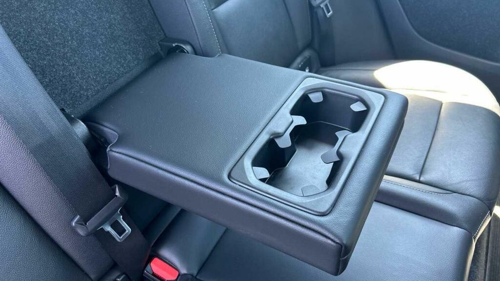 Volvo XC40 1.5 T3 163 R Design Geartronic Black #39