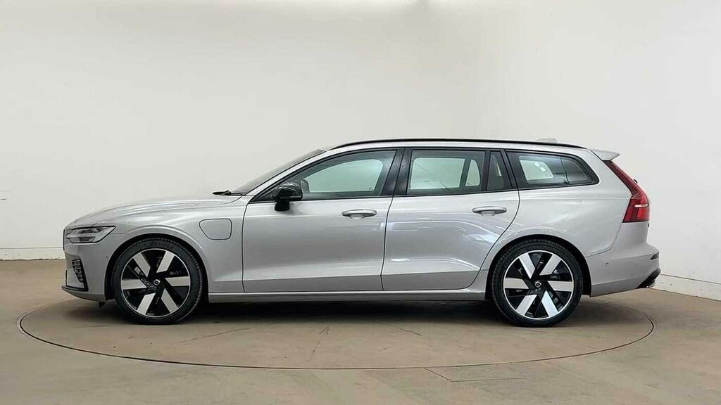 Volvo V60 Recharge Plus T6 Awd Plug-in Hybrid Silver #6
