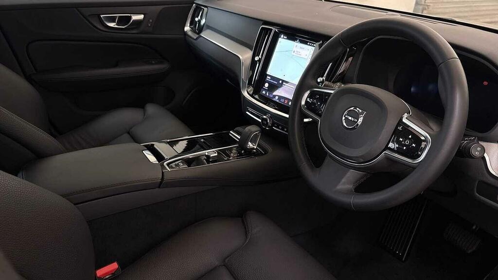 Volvo V60 B4 Plus, Mild Hybrid, Darkheated Seats, S Black #9