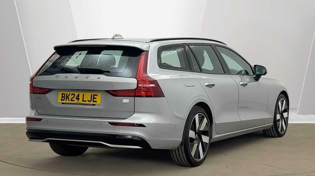 Volvo V60 Recharge Plus T6 Awd Plug-in Hybrid Silver #3