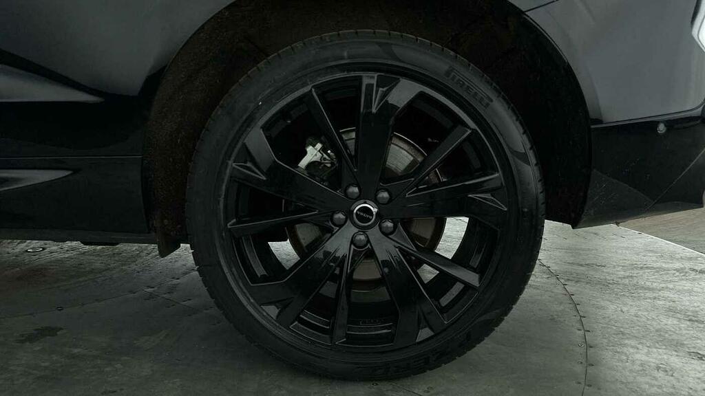 Volvo XC60 Black Edition Plus B5 Awd Mild Hybrid RF25YCY Black #4