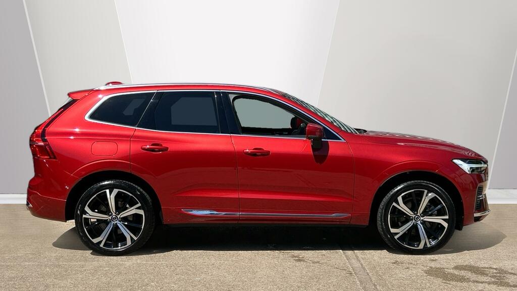 Volvo XC60 2.0H T8 Recharge 18.8Kwh Ultimate Bright Suv P Red #3
