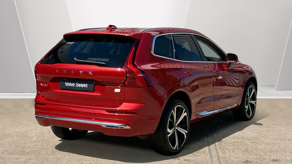 Volvo XC60 2.0H T8 Recharge 18.8Kwh Ultimate Bright Suv P Red #2