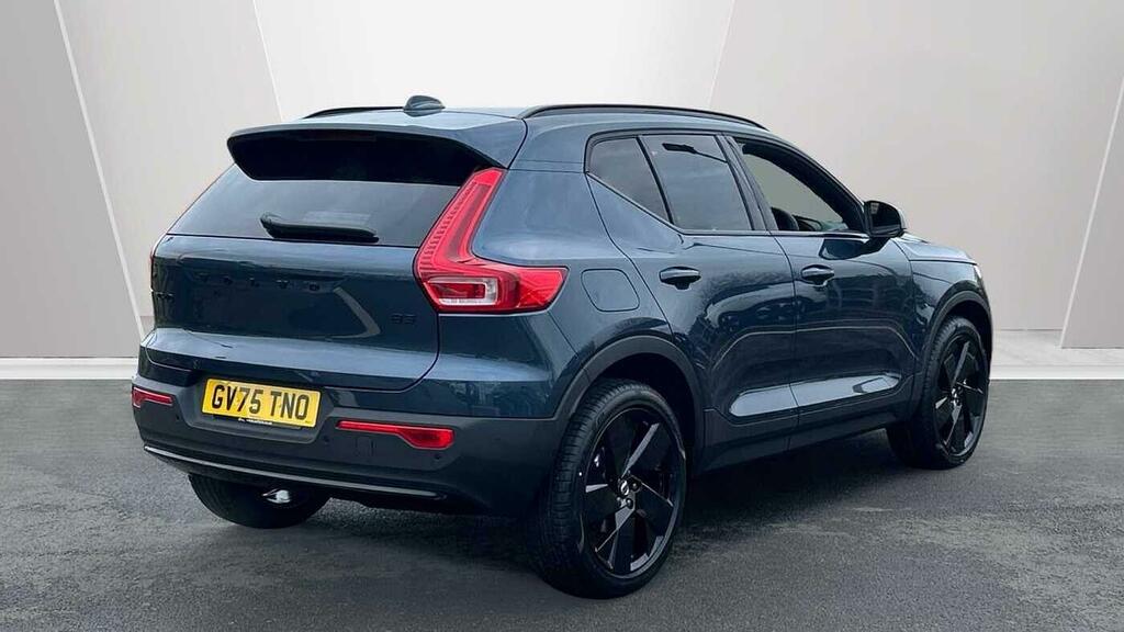 Volvo XC40 B3 Plus Black Edition Employees Car Low Road Tax Blue #2