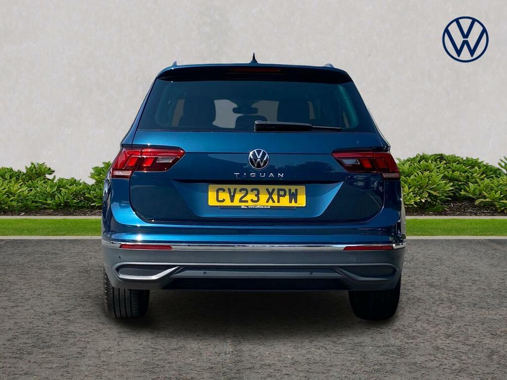 Volkswagen Tiguan 1.5 Tsi Life Dsg Euro 6 Ss CV23XPW Blue #4