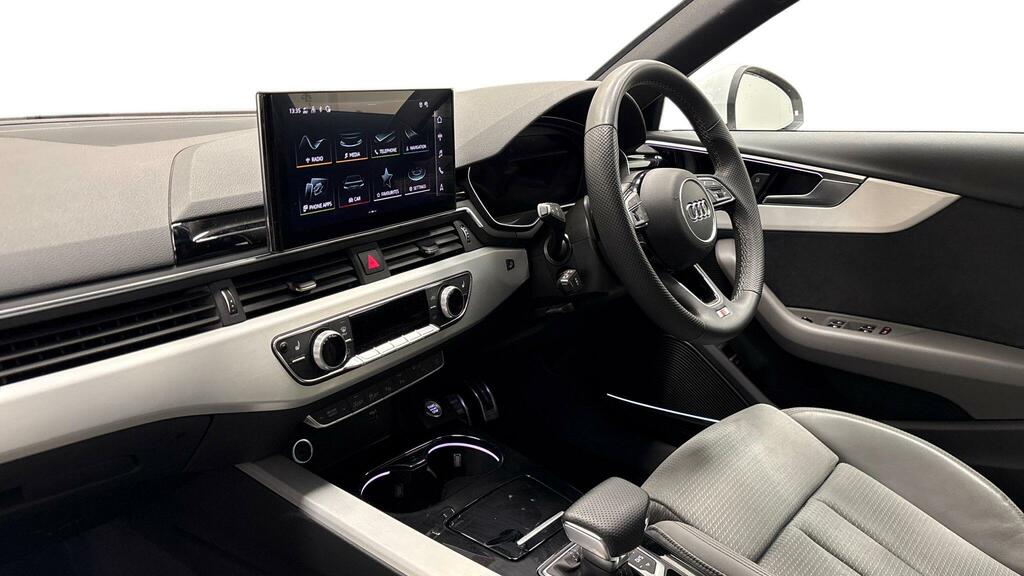 Audi A4 Avant Avant S Line 40 Tfsi 204 Ps S Tronic White #4