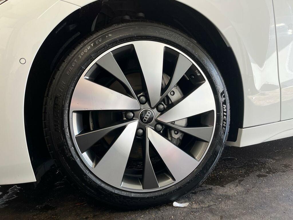 Audi A6 100Kwh Performance S Line White #6