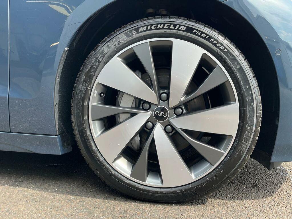 Audi A6 100Kwh Performance S Line Blue #6