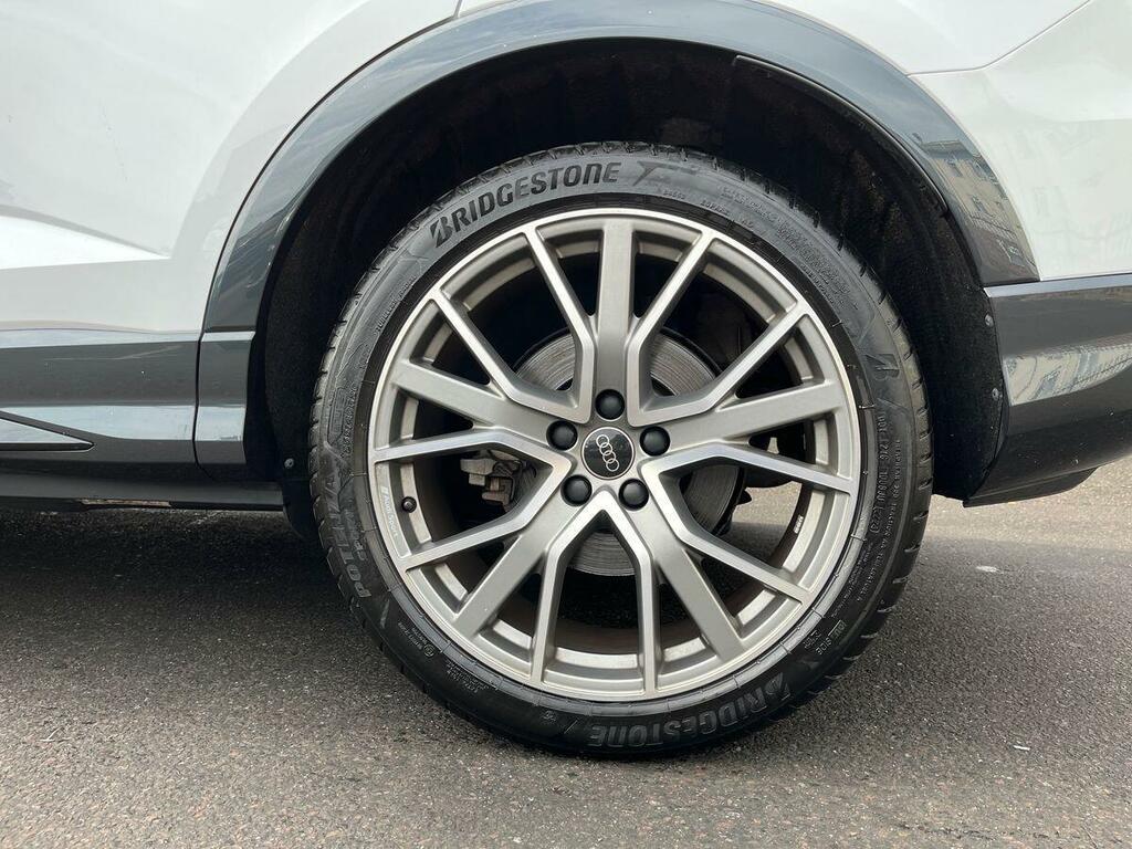 Audi Q3 2.0 Tfsi 40 Black Edition Sportback S Tronic Quatt White #6