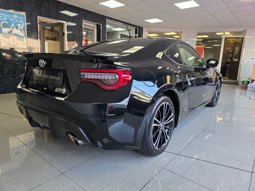 Toyota GT86 Coupe Black #5