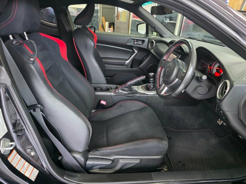 Toyota GT86 Coupe Black #6