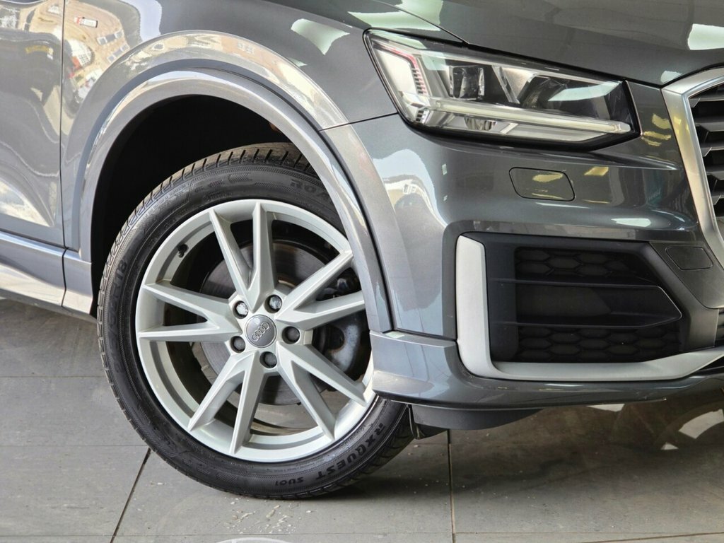 Audi Q2 1.6L S Line Grey #3