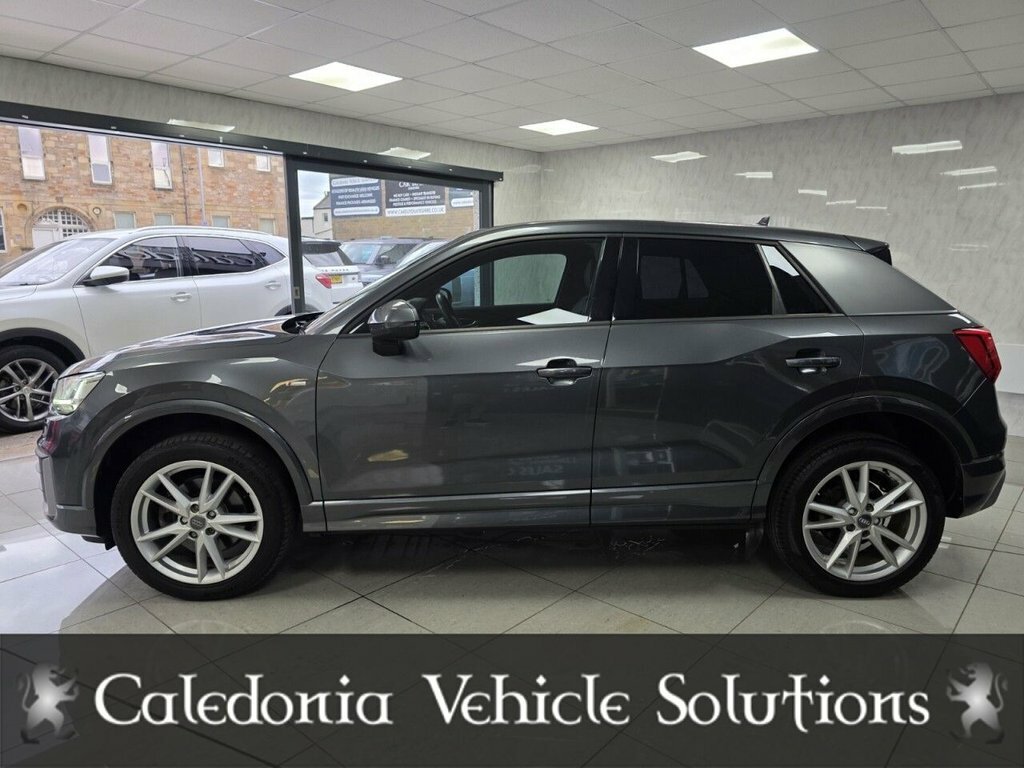 Audi Q2 1.6L S Line Grey #6