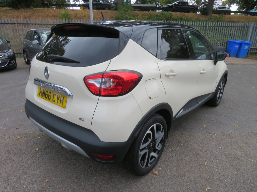 Renault Captur 1.5Dci Signature Nav #4