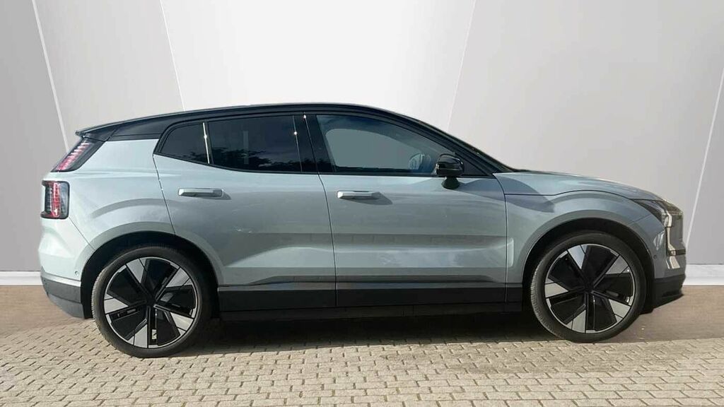 Volvo EX30 Ultra, Twin Motor Performance, Sunroof, #3