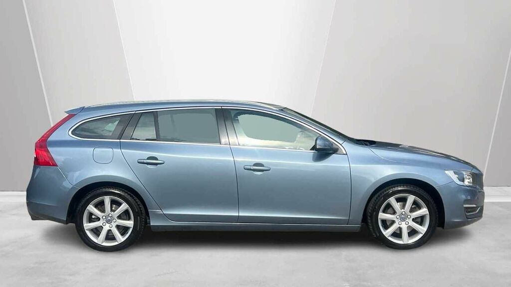 Volvo V60 2.0 T4 Se Lux Nav Leather, Camera, Wint #3
