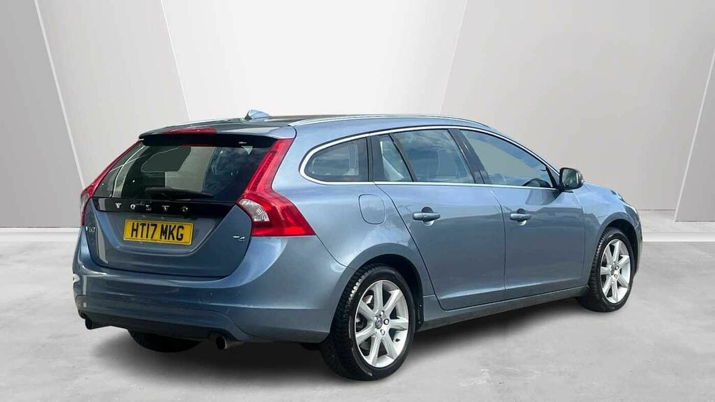 Volvo V60 2.0 T4 Se Lux Nav Leather, Camera, Wint #2