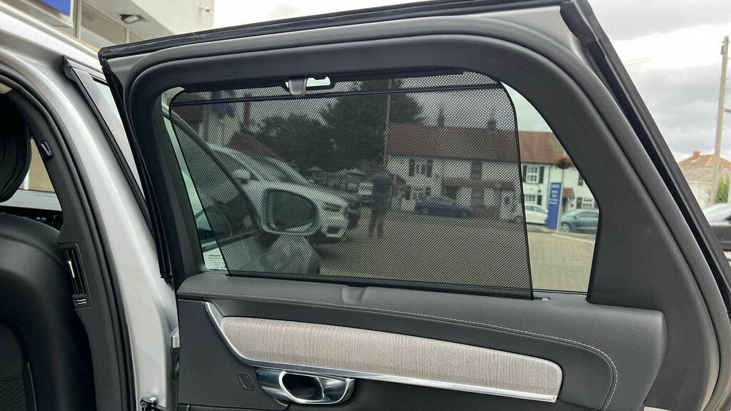 Volvo V90 Cross Country 2L Null Black #38