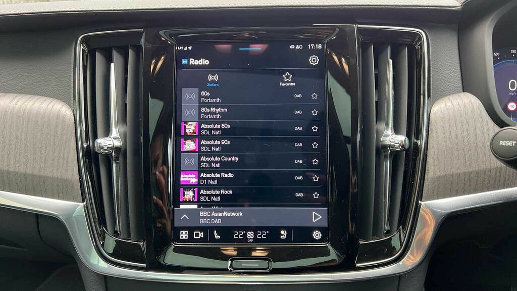 Volvo V90 Cross Country 2L Null Black #40