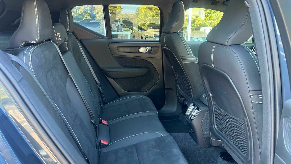 Volvo EX40 Black Edition Ultra, Single Motor Extended Range, HV26DXA #6