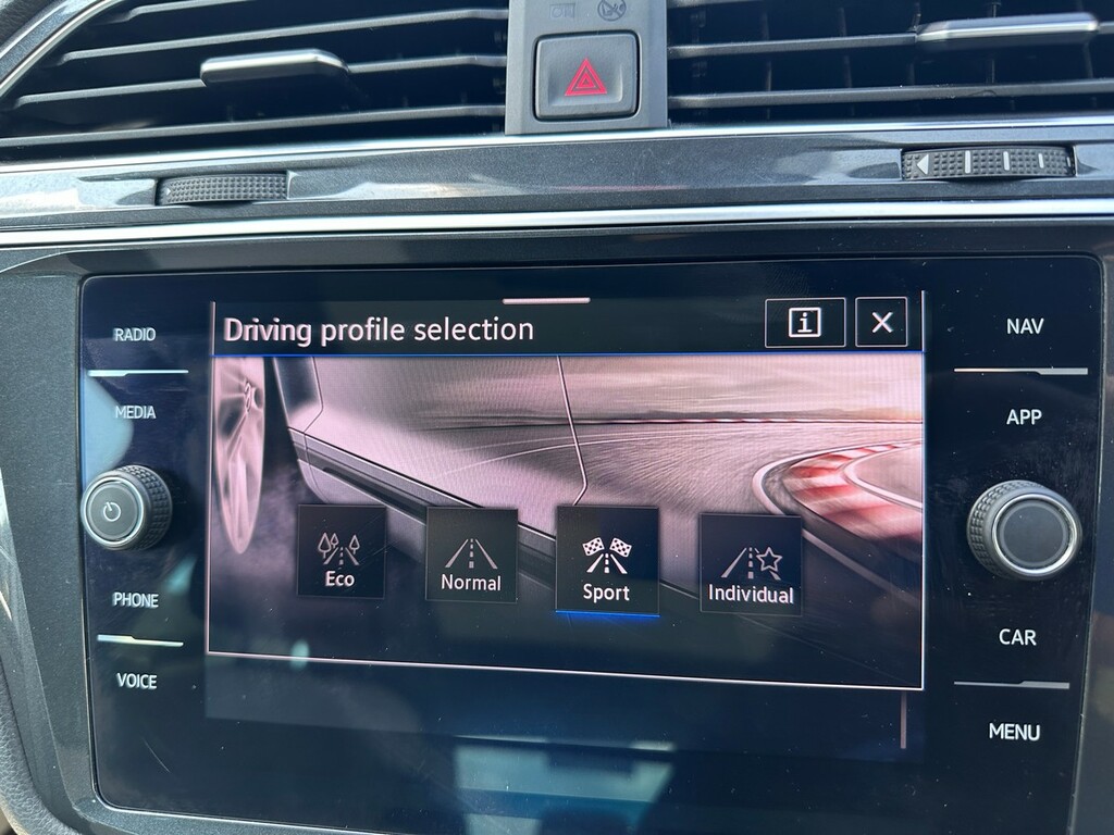 Volkswagen Tiguan 2.0 Tdi Bluemotion Tech  #53