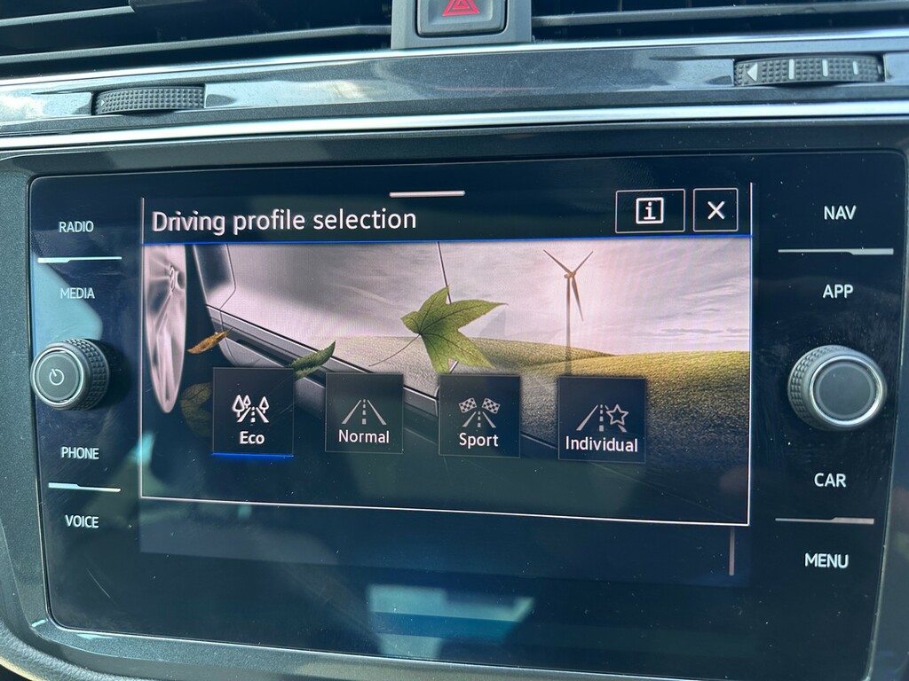Volkswagen Tiguan 2.0 Tdi Bluemotion Tech  #51