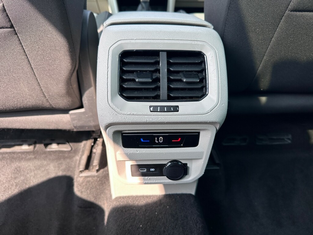 Volkswagen Tiguan 2.0 Tdi Bluemotion Tech  #24
