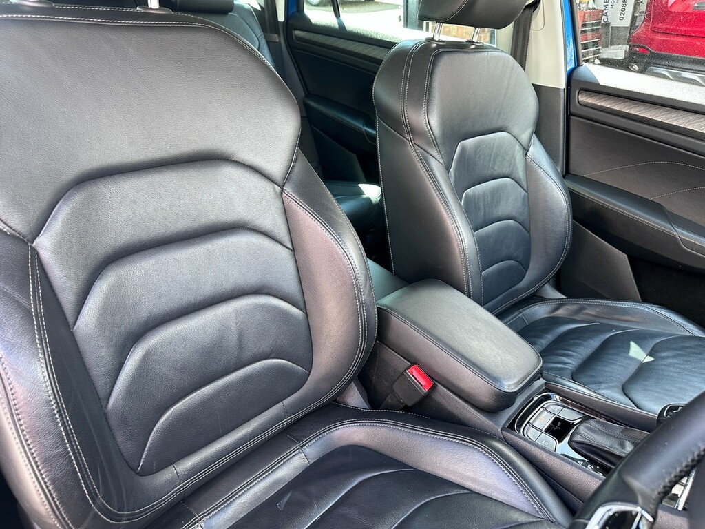 Skoda Kodiaq Sportline 1.5 Tsi Dsg White #45