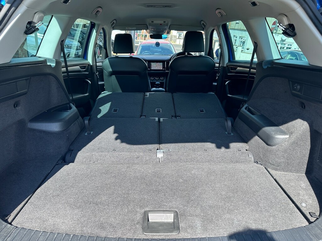 Skoda Kodiaq Sportline 1.5 Tsi Dsg White #39