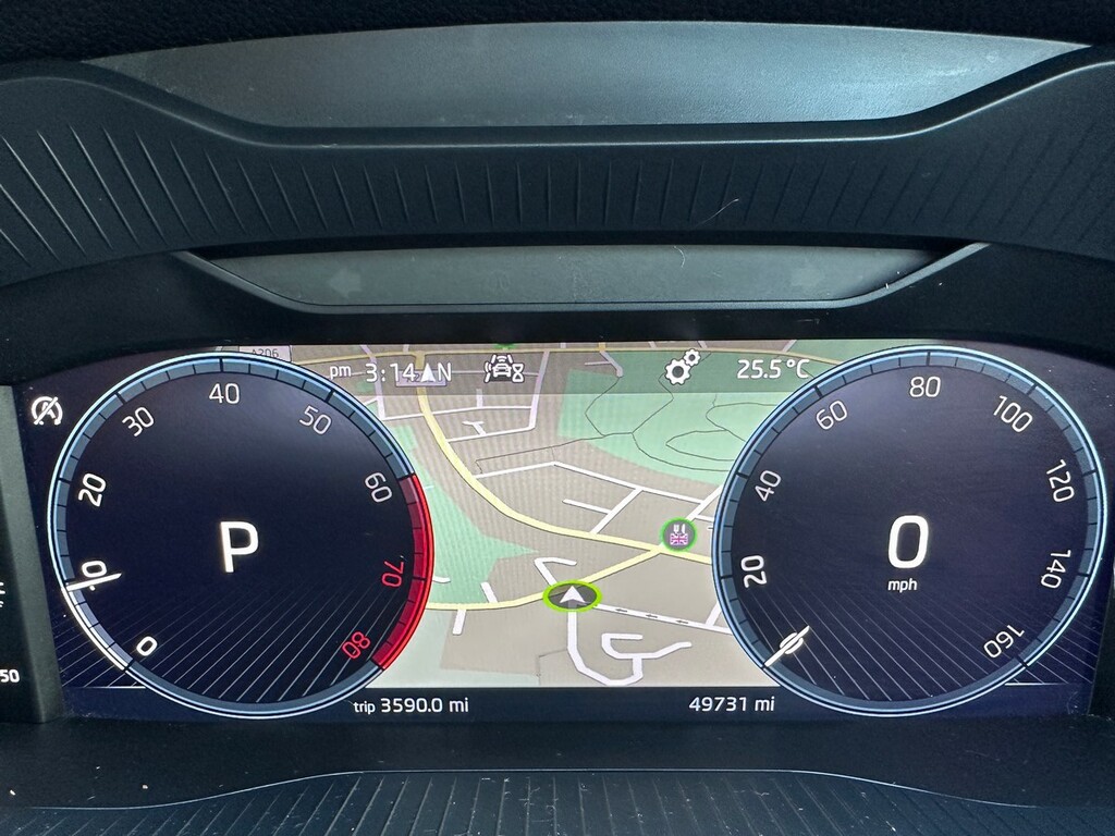 Skoda Kodiaq Sportline 1.5 Tsi Dsg White #64