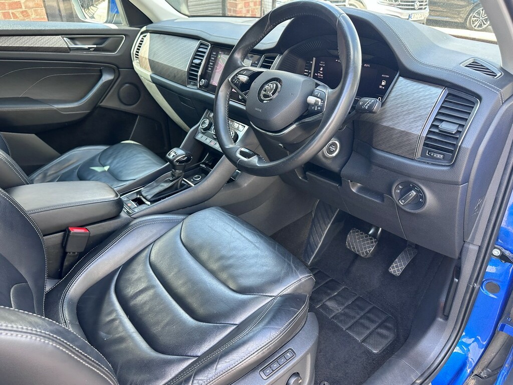 Skoda Kodiaq Sportline 1.5 Tsi Dsg White #43