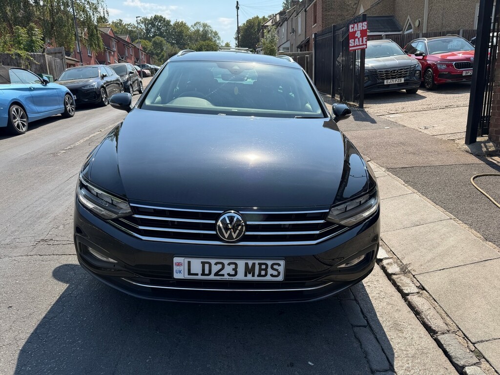 Volkswagen Passat 2023 1.4 Tsi 13Kwh Gte Estate Plug-in H Black #8