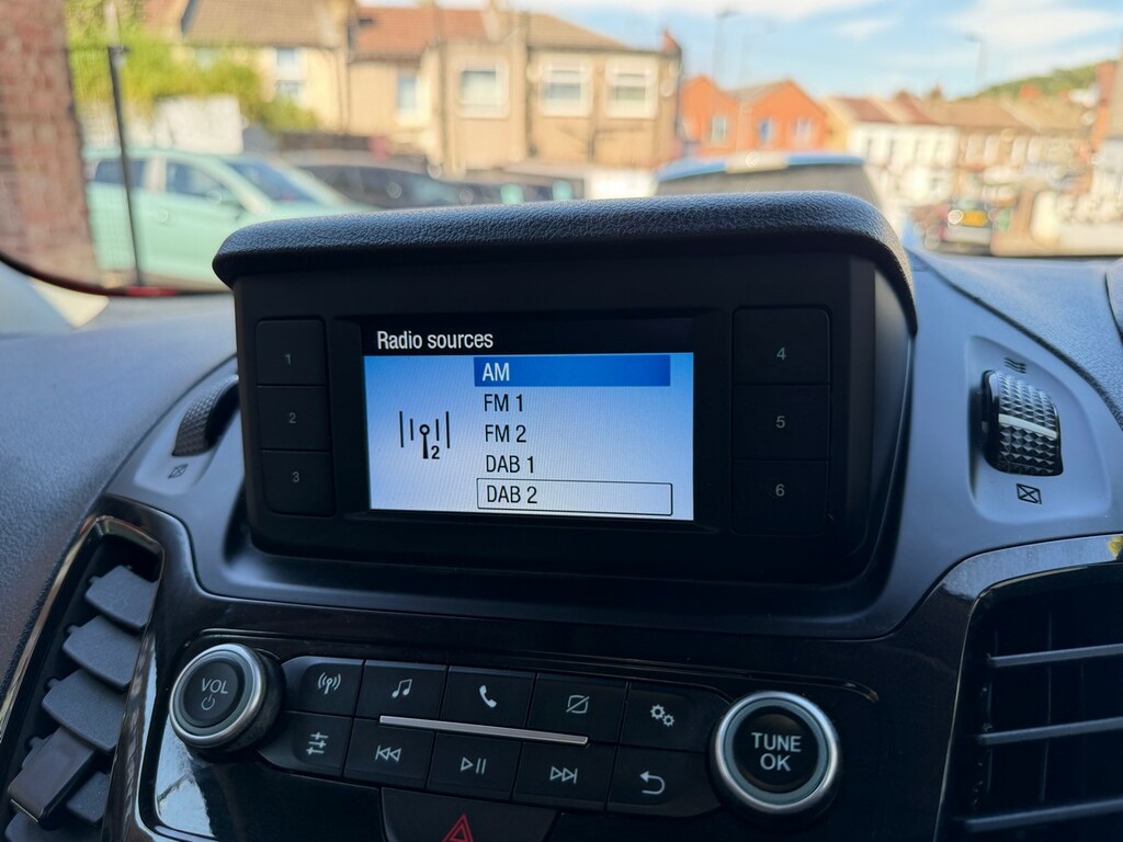 Ford Grand Tourneo Connect Zetec Tdci Silver #57