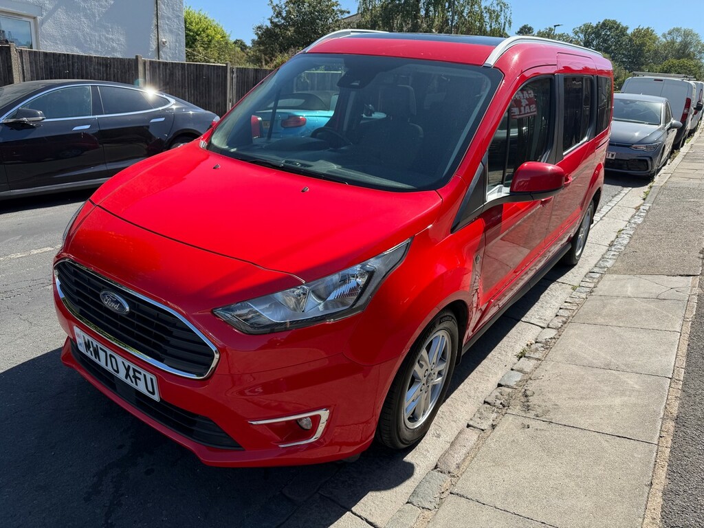 Ford Grand Tourneo Connect Zetec Tdci Silver #7