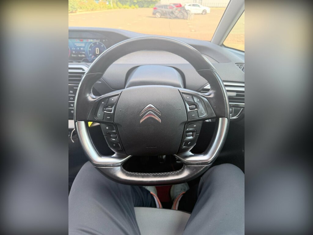 Citroen C4 Picasso Picasso 1.6 E-hdi Exclusive Black #10