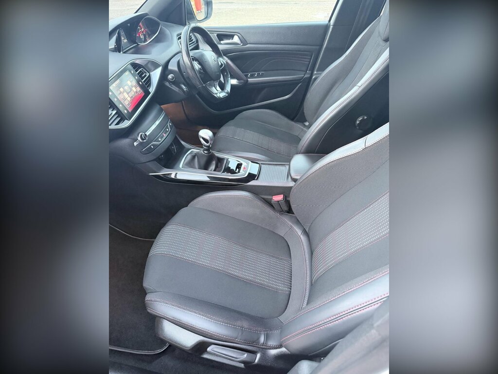 Peugeot 308 SW Active Silver #9