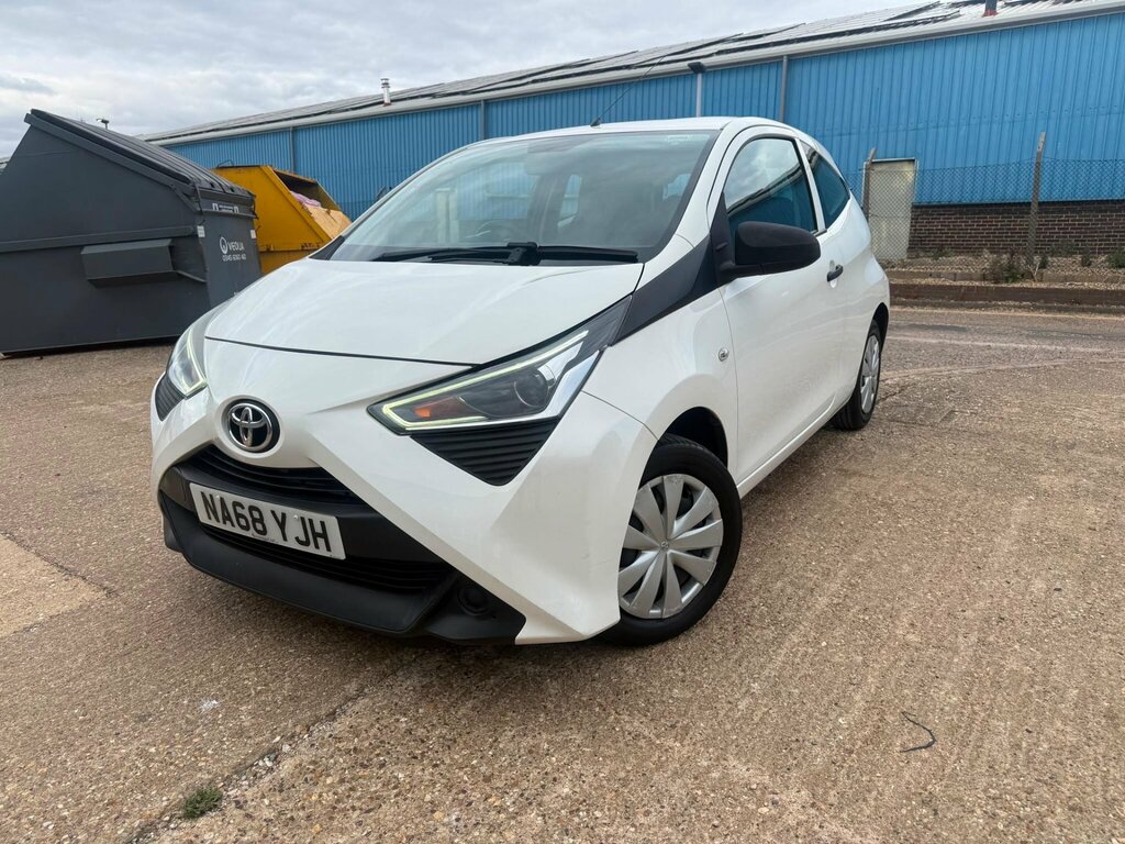 Toyota Aygo 1.0 Vvt-i X Euro 6 White #2